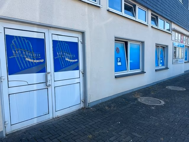 Eingang der Gewerbehalle in Wipperfürth